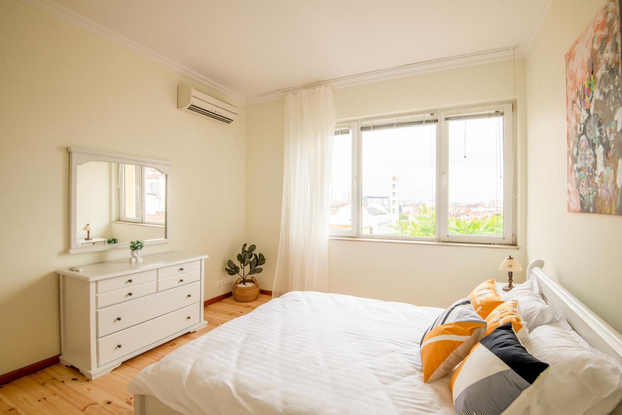 A Luxurious 2 Bedroom Apartment In Center Sofia Eksteriør bilde
